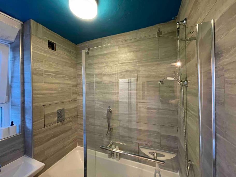 לונדון Brixton And Oval Apartment מראה חיצוני תמונה